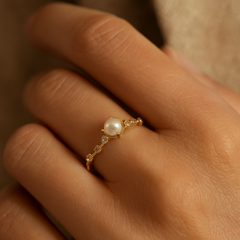 Pearl Crown Ring