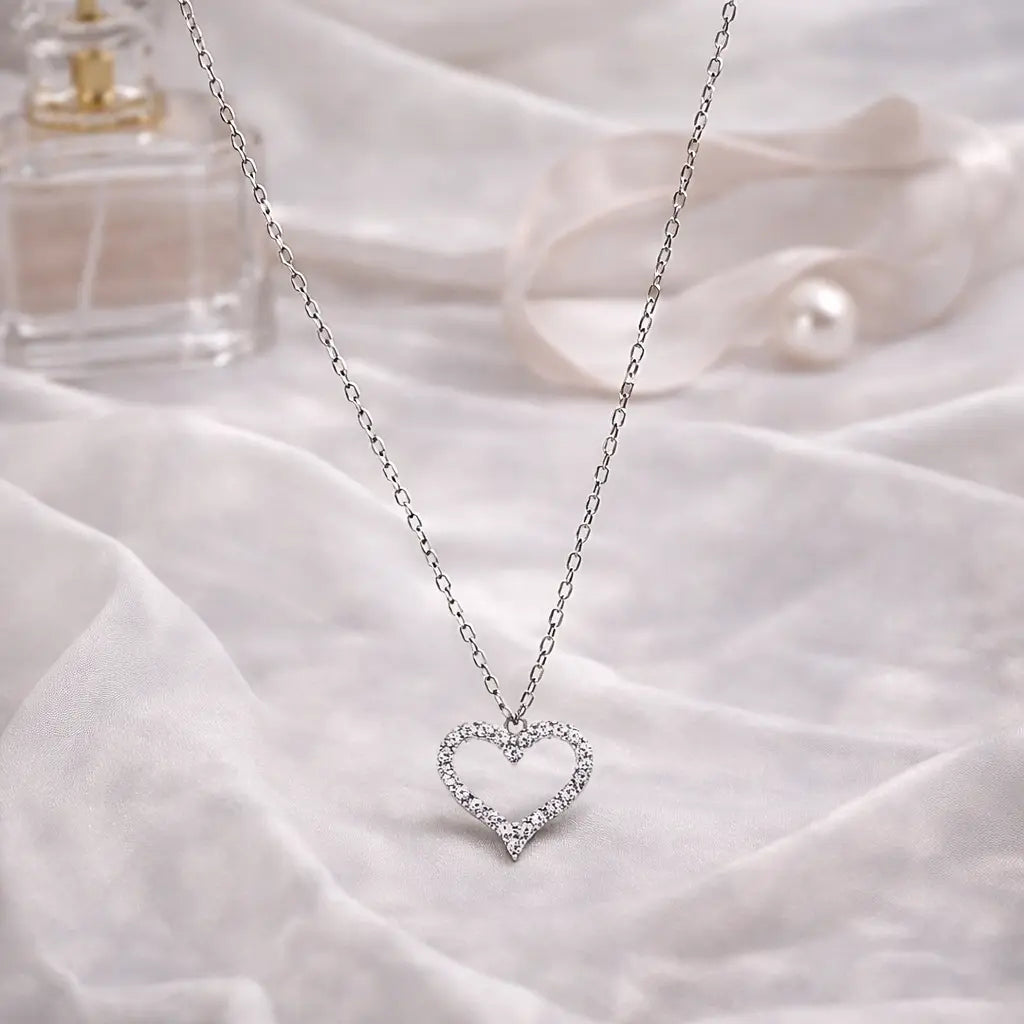 Sparkle Heart Pendant Mashha