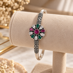 Mashha 925 Silver Emerald Bloom Bracelet