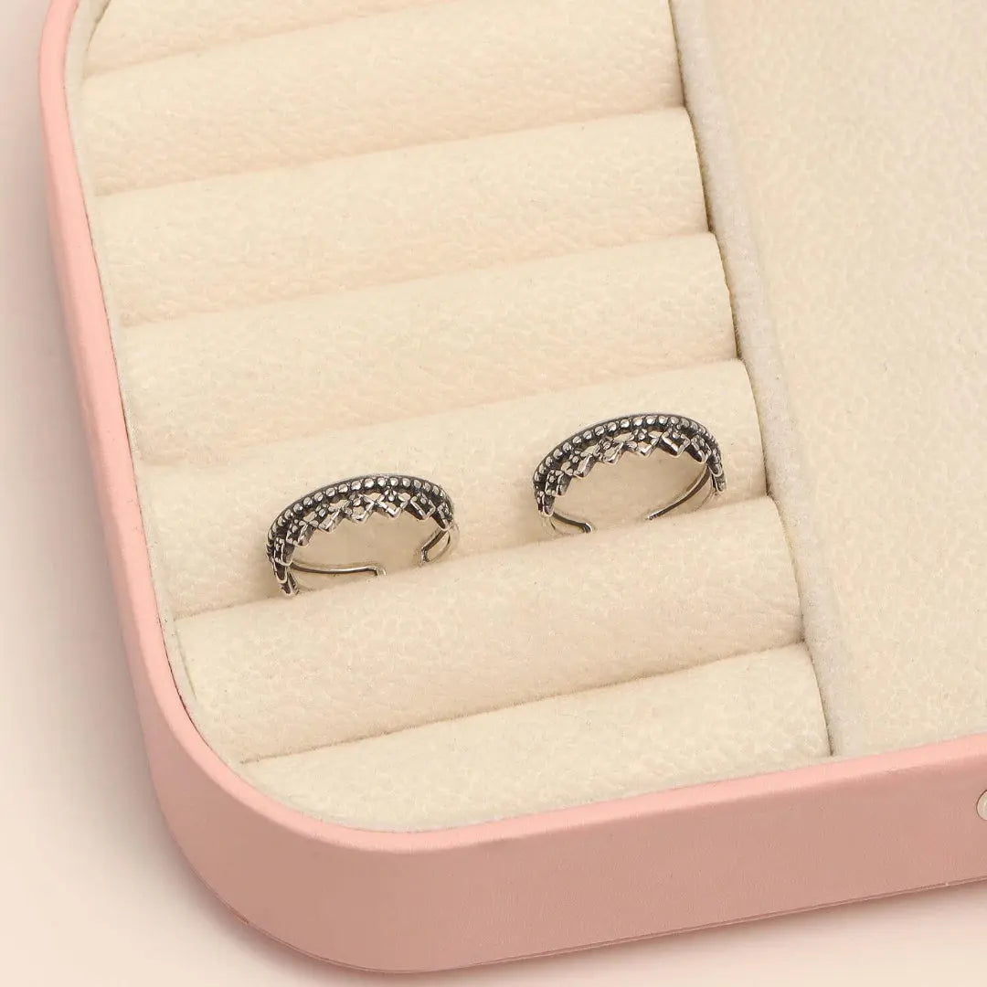 Mashha 925 Silver Oxidised Silver Crown Toe Ring Mashha