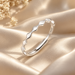 Mashha 925 Silver Wave Band Ring