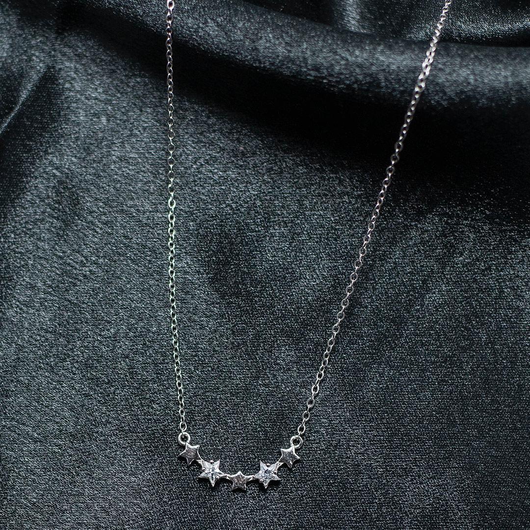 Silver Starlight Curve Pendant Mashha
