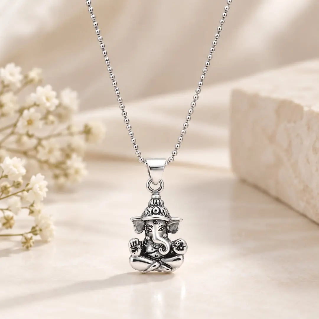 Lord Ganesha 925 Silver Pendant with Chain Mashha